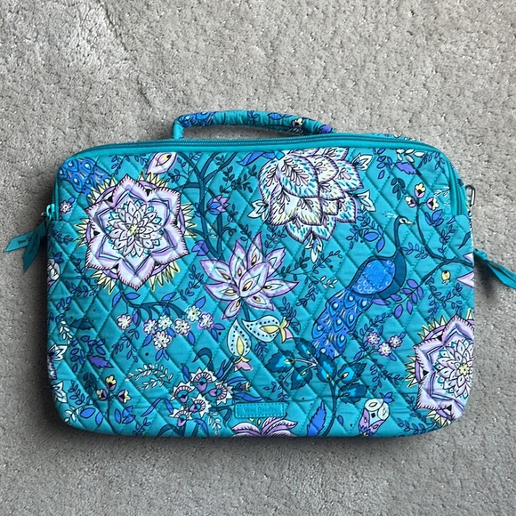 Vera Bradley Handbags - NWT Vera Bradley Laptop Workstation Crossbody